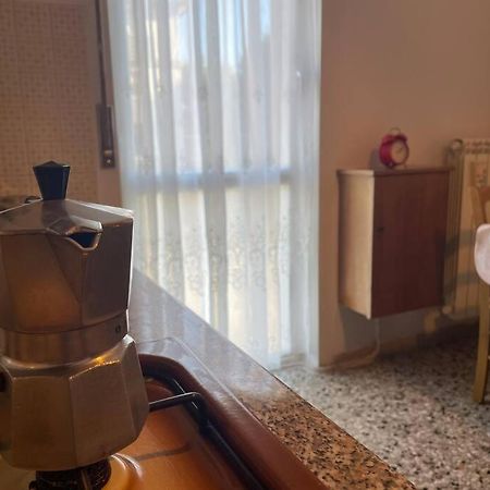 Iris Hosting Appartamenti Per Famiglie ファヴァロ・ヴェネト エクステリア 写真